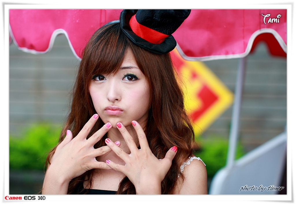 台湾清纯美女-Tami-兒童育樂中心外拍